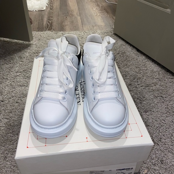 Alexander McQueen “Oversized” Sneakers - Picture 2 of 5